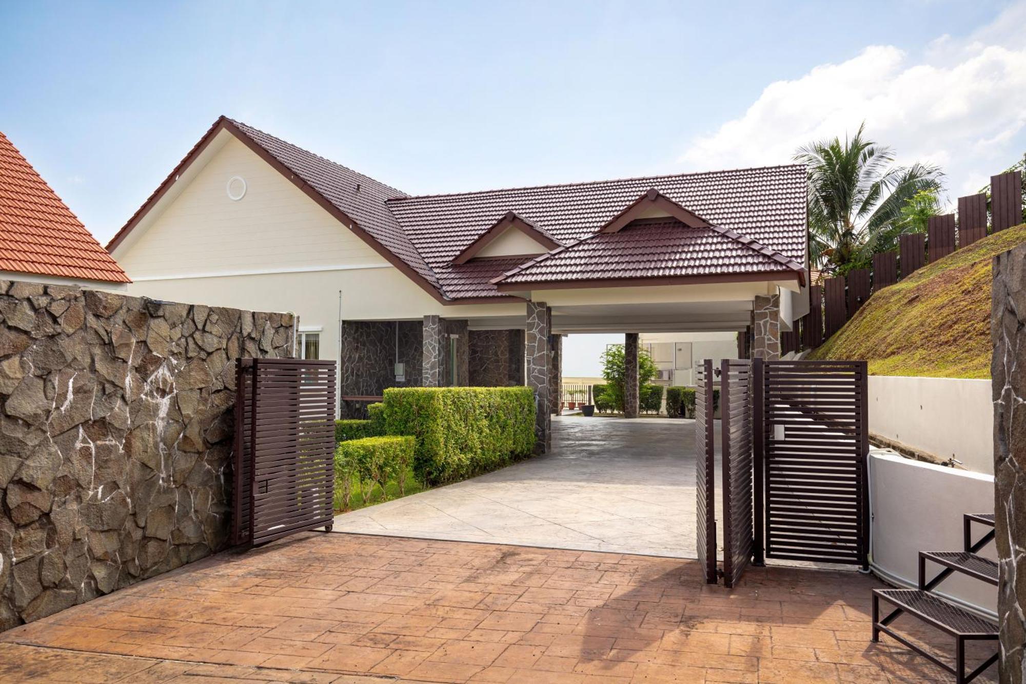 Panoramic Seaview Holiday Home - Batu Feringgi Εξωτερικό φωτογραφία