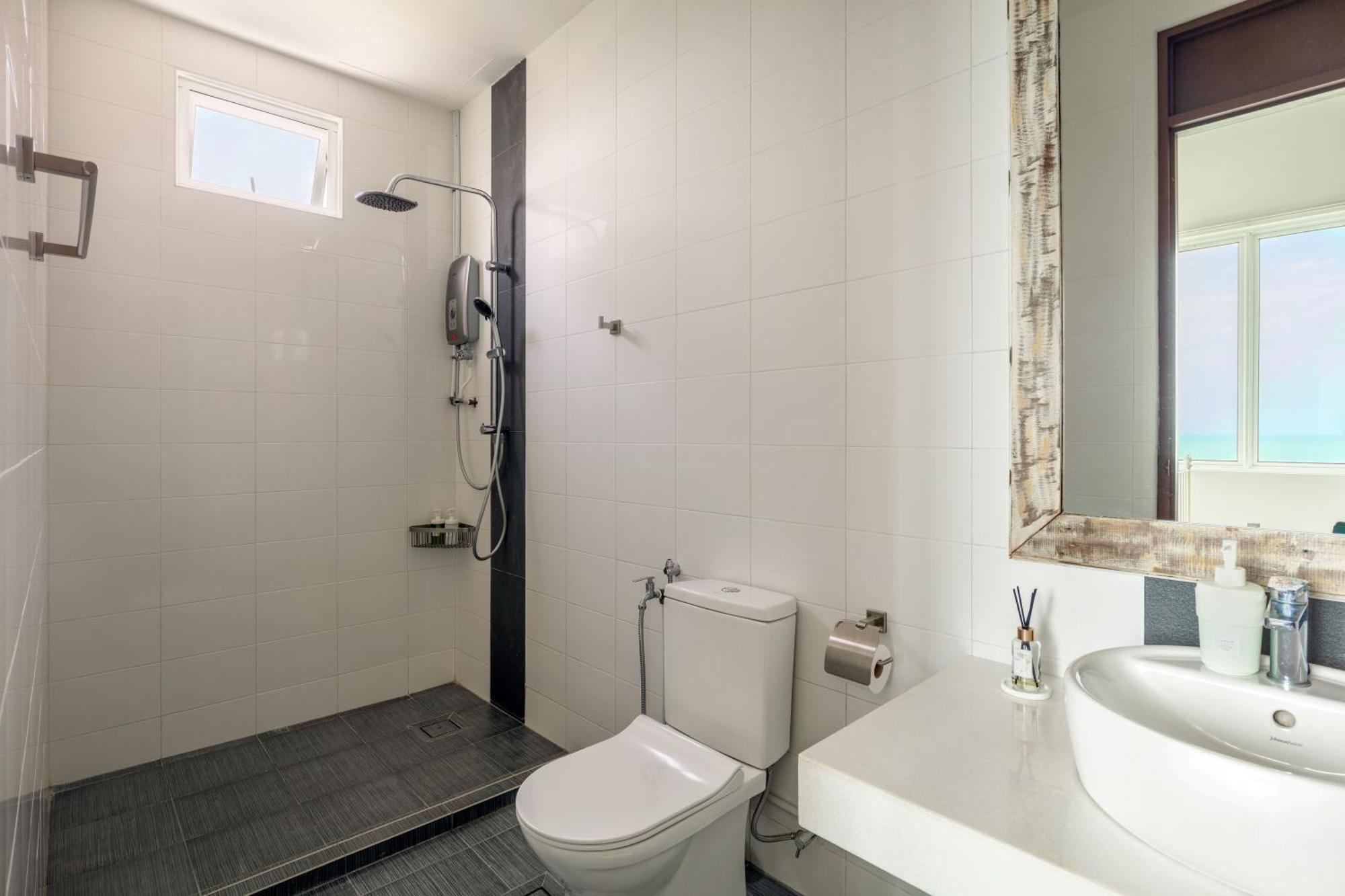 Panoramic Seaview Holiday Home - Batu Feringgi Εξωτερικό φωτογραφία
